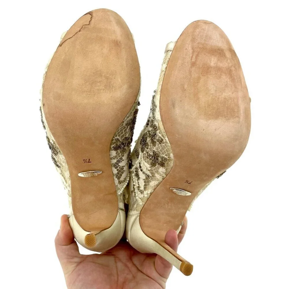 Badgley Mischka Moyra Booties Peep toe Beaded Sequin Beige Ankle SZ 7.5